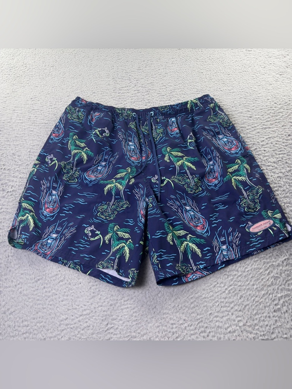 Vineyard Vines Swim Trunks Mens Large Blue Riding The Wave Beach Swimming